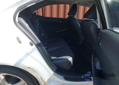 2014 Lexus Is 250 z USA, uszkodzony, nr VIN JTHBF1D28E5024984